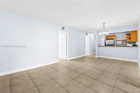 Condominio en alquiler en West Palm Beach, Florida, 2 dormitorios, 83.61 m2 № 2058041 - foto 20