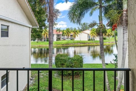 Condominio en alquiler en West Palm Beach, Florida, 2 dormitorios, 83.61 m2 № 2058041 - foto 16