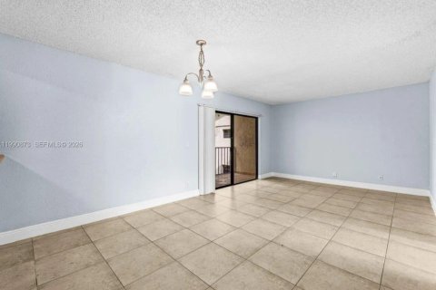 Condominio en alquiler en West Palm Beach, Florida, 2 dormitorios, 83.61 m2 № 2058041 - foto 8
