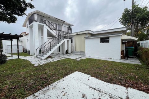 Immobilier commercial à vendre à Miami, Floride: 234.58 m2 № 1970283 - photo 23