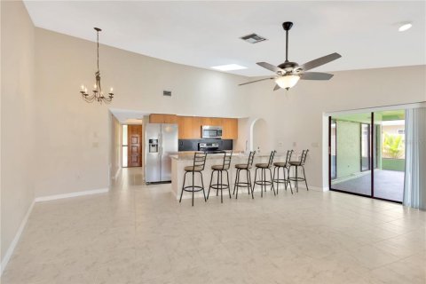 House in Safety Harbor, Florida 3 bedrooms, 167.32 sq.m. № 1802967 - photo 14