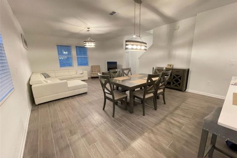 Casa en alquiler en Kissimmee, Florida, 3 dormitorios, 167.41 m2 № 1793020 - foto 16