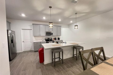 Casa en alquiler en Kissimmee, Florida, 3 dormitorios, 167.41 m2 № 1793020 - foto 7