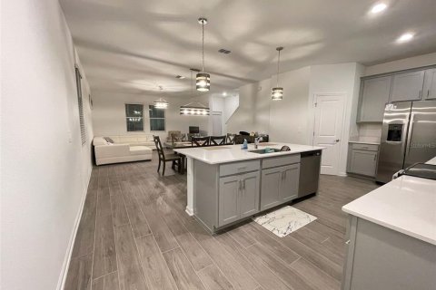 Casa en alquiler en Kissimmee, Florida, 3 dormitorios, 167.41 m2 № 1793020 - foto 8