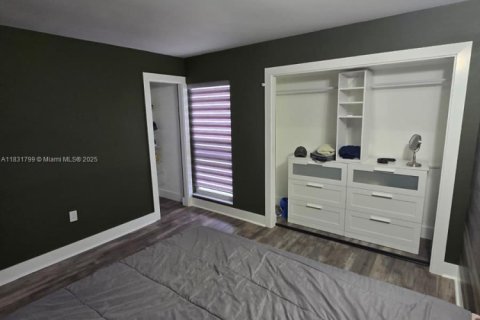 Купить таунхаус в Майами, Флорида 2 спальни, 105.91м2, № 1958262 - фото 29