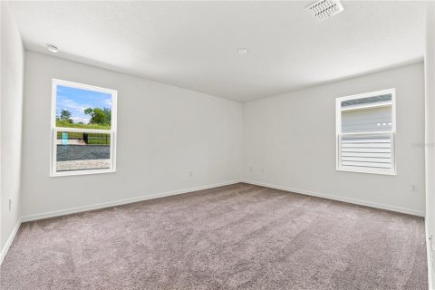 House in Davenport, Florida 3 bedrooms, 146.14 sq.m. № 2379815 - photo 12