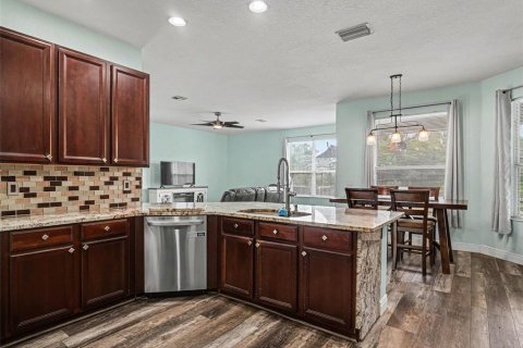 Casa en venta en Sarasota, Florida, 5 dormitorios, 299.33 m2 № 2095079 - foto 8