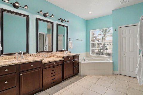 Casa en venta en Sarasota, Florida, 5 dormitorios, 299.33 m2 № 2095079 - foto 4