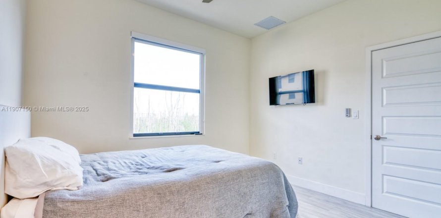 Квартира в Дорал, Флорида 2 спальни, 99.59м2 № 1963819