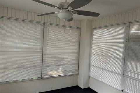 House in Ocala, Florida 2 bedrooms, 75.81 sq.m. № 1914369 - photo 5