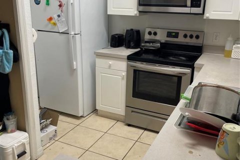 Condominio en venta en Kissimmee, Florida, 3 dormitorios, 111.85 m2 № 1758403 - foto 8