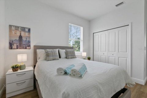 Casa en venta en Port Charlotte, Florida, 4 dormitorios, 151.99 m2 № 2387532 - foto 27