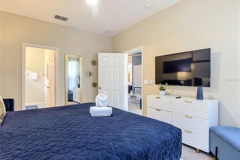 Villa ou maison à vendre à Kissimmee, Floride: 5 chambres, 231.7 m2 № 2334300 - photo 13