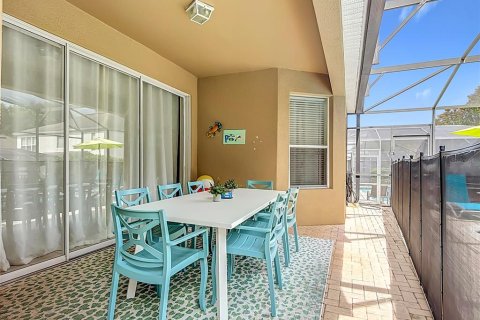 Villa ou maison à vendre à Kissimmee, Floride: 5 chambres, 231.7 m2 № 2334300 - photo 30
