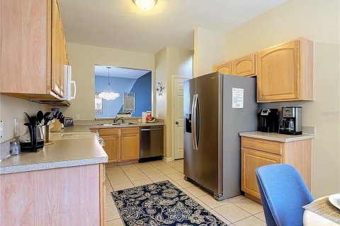 Villa ou maison à vendre à Kissimmee, Floride: 5 chambres, 231.7 m2 № 2334300 - photo 6