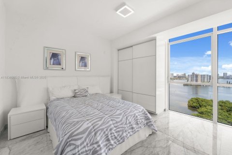 Copropriété à vendre à Sunny Isles Beach, Floride: 4 chambres, 291.71 m2 № 1819898 - photo 20