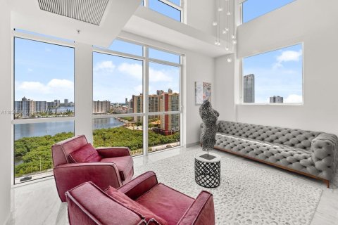 Copropriété à vendre à Sunny Isles Beach, Floride: 4 chambres, 291.71 m2 № 1819898 - photo 11