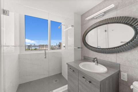 Copropriété à vendre à Sunny Isles Beach, Floride: 4 chambres, 291.71 m2 № 1819898 - photo 21