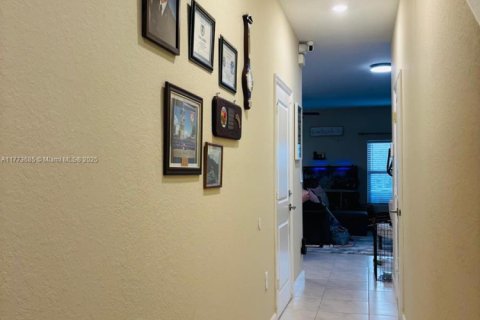 Adosado en venta en Florida City, Florida, 3 dormitorios, 138.24 m2 № 2037242 - foto 6