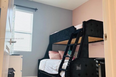 Adosado en venta en Florida City, Florida, 3 dormitorios, 138.24 m2 № 2037242 - foto 4