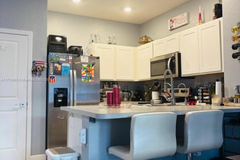 Adosado en venta en Florida City, Florida, 3 dormitorios, 138.24 m2 № 2037242 - foto 7