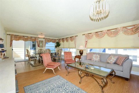 Copropriété à louer à Longboat Key, Floride: 2 chambres, 109.16 m2 № 1916886 - photo 3