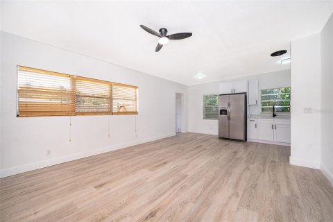 Casa en venta en Sanford, Florida, 3 dormitorios, 96.62 m2 № 1899997 - foto 12