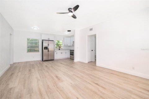 Casa en venta en Sanford, Florida, 3 dormitorios, 96.62 m2 № 1899997 - foto 3
