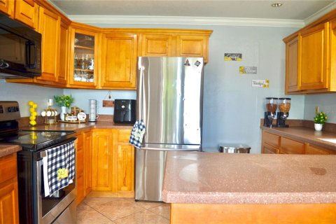 House in Orlando, Florida 4 bedrooms, 194.26 sq.m. № 1800427 - photo 9