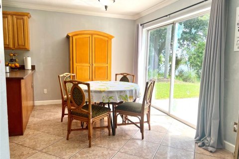 House in Orlando, Florida 4 bedrooms, 194.26 sq.m. № 1800427 - photo 6