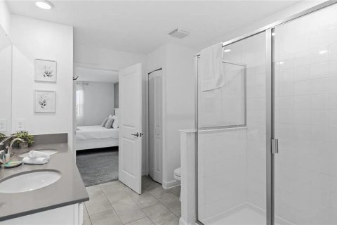 Casa en venta en Davenport, Florida, 9 dormitorios, 373.28 m2 № 2231864 - foto 21