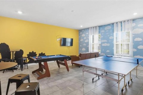 Casa en venta en Davenport, Florida, 9 dormitorios, 373.28 m2 № 2231864 - foto 10