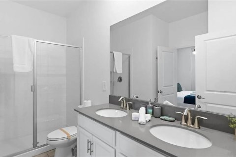 Casa en venta en Davenport, Florida, 9 dormitorios, 373.28 m2 № 2231864 - foto 14