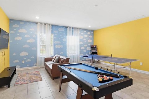 Casa en venta en Davenport, Florida, 9 dormitorios, 373.28 m2 № 2231864 - foto 11