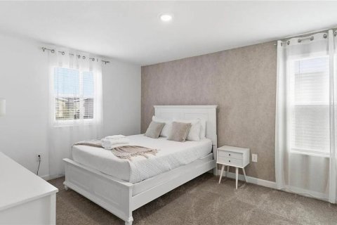 Casa en venta en Davenport, Florida, 9 dormitorios, 373.28 m2 № 2231864 - foto 20