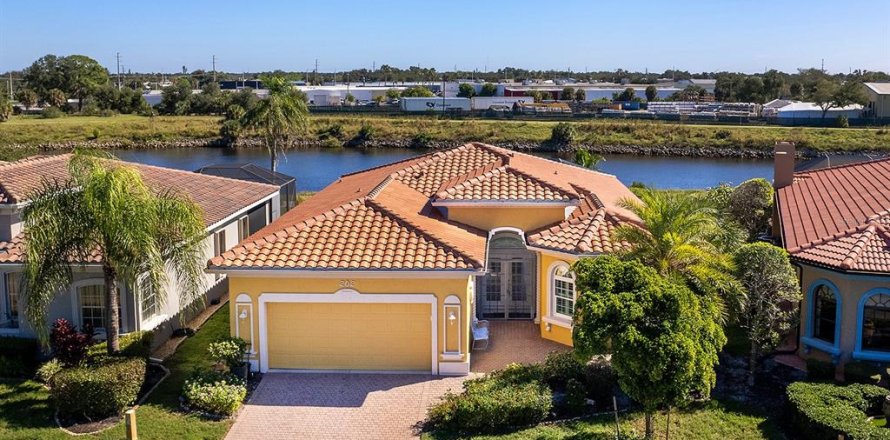 Villa ou maison à Venice, Floride 3 chambres, 172.33 m2 № 2431642