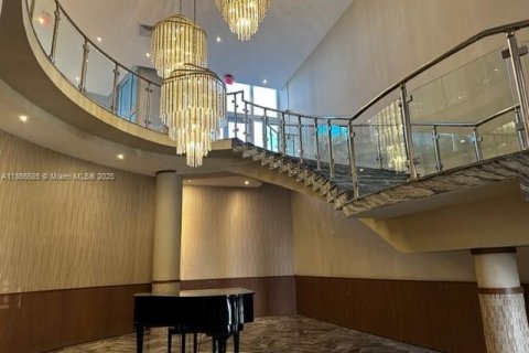 Снять в аренду кондоминиум в Майами-Бич, Флорида 52.95м2, № 2017289 - фото 12