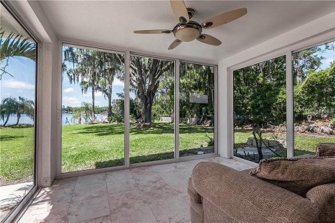 House in Odessa, Florida 7 bedrooms, 578.41 sq.m. № 1758393 - photo 18