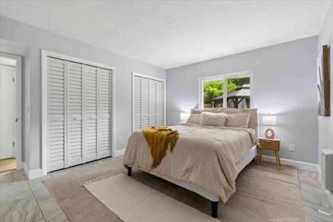 Duplex in Largo, Florida 4 bedrooms, 206.52 sq.m. № 2423928 - photo 19