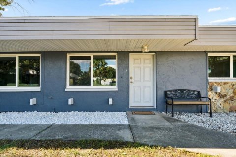 Duplex in Largo, Florida 4 bedrooms, 206.52 sq.m. № 2423928 - photo 22