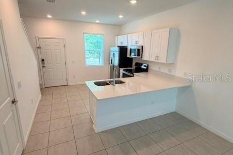 Townhouse in Kissimmee, Florida 2 bedrooms, 118.45 sq.m. № 2224465 - photo 3
