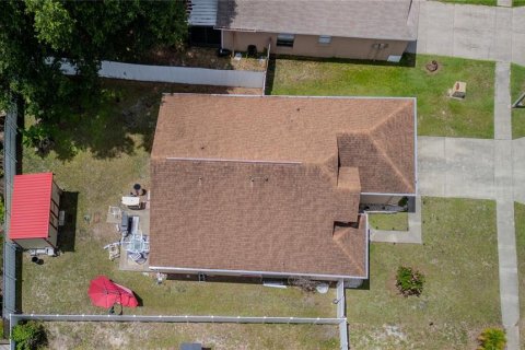 House in Lutz, Florida 3 bedrooms, 149.02 sq.m. № 2217654 - photo 27