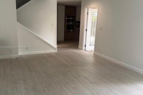 Touwnhouse à louer à Coral Springs, Floride: 3 chambres, 133.22 m2 № 2084422 - photo 10