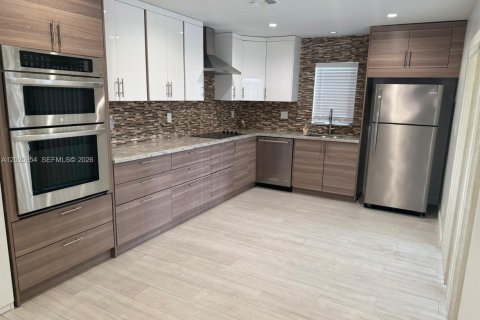 Touwnhouse à louer à Coral Springs, Floride: 3 chambres, 133.22 m2 № 2084422 - photo 5