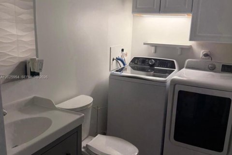 Touwnhouse à louer à Coral Springs, Floride: 3 chambres, 133.22 m2 № 2084422 - photo 6