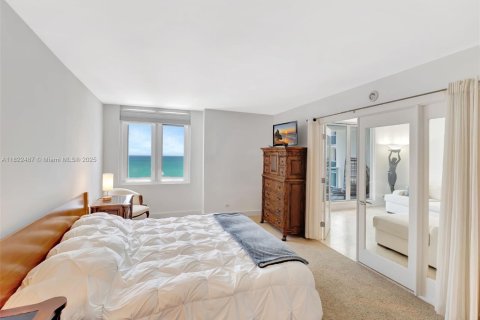 Condominio en venta en Miami Beach, Florida, 1 dormitorio, 78.97 m2 № 1790198 - foto 11