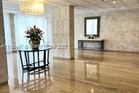 Copropriété à louer à Hallandale Beach, Floride: 1 chambre, 80.82 m2 № 2037187 - photo 18