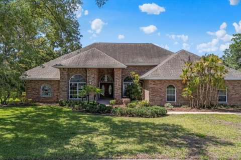 Casa en venta en Tarpon Springs, Florida, 4 dormitorios, 280.01 m2 № 1666834 - foto 1