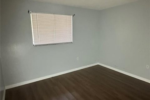 Commercial property in Bradenton, Florida 6 bedrooms, 239.5 sq.m. № 1588779 - photo 12