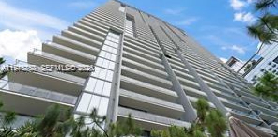 Condo in Miami, Florida, 2 bedrooms  № 2040669